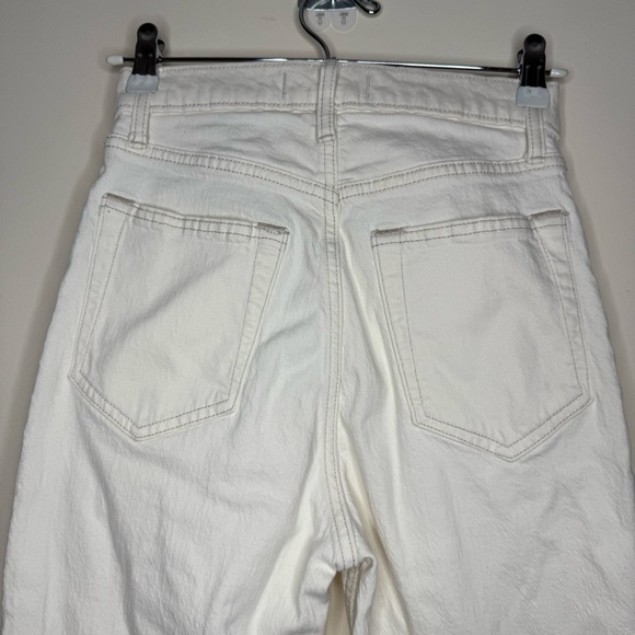 ABERCROMBIE+FITCH Curve Love Ankle Straight Ultra High Rise Jeans - Picture 6 of 8